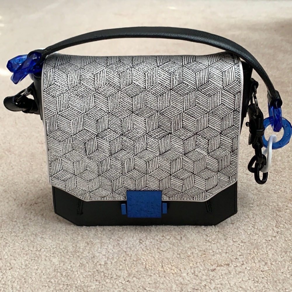 Min and Mon shoulder bag